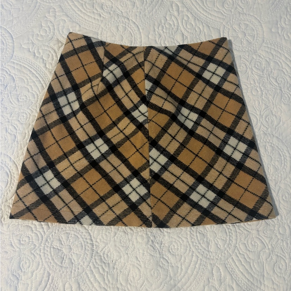 Forever 21 Tan and Black Plaid Mini Skirt